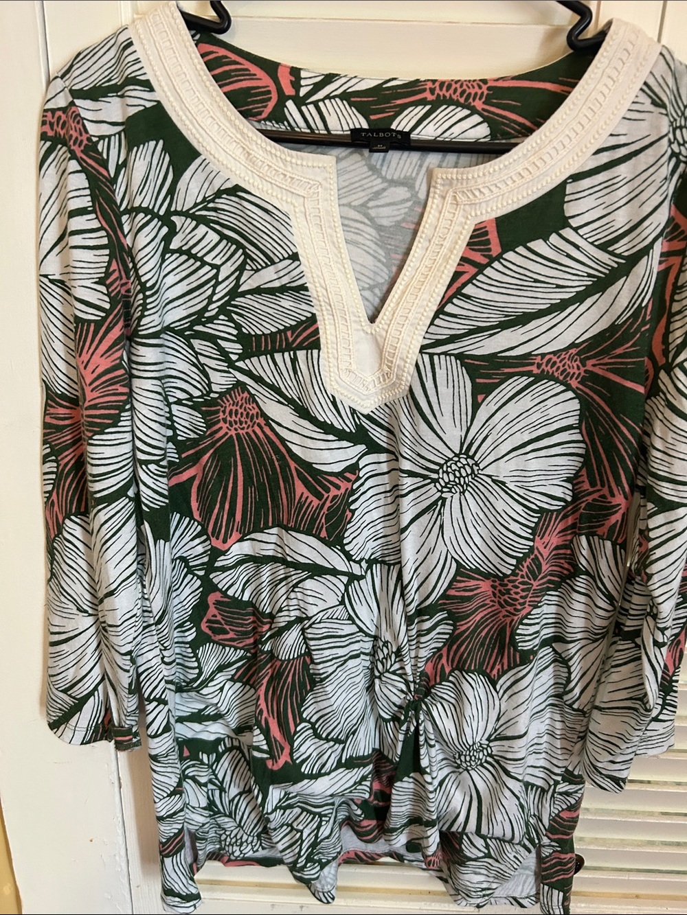 Talbots Green Floral Split V‑Neck Tunic with Blush Accents